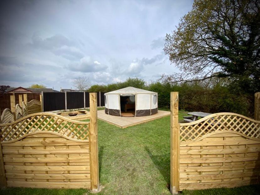 Luxury tent Between Rivers @ The Old George